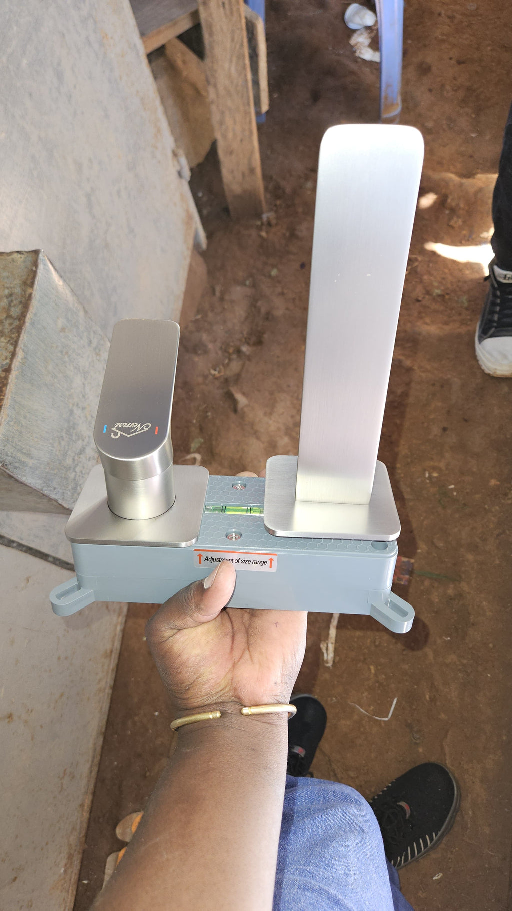 Nemsi Concealed basin mixer Tap.