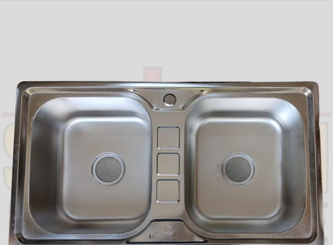 Stainless Kitchen Sink. Double Bowl.